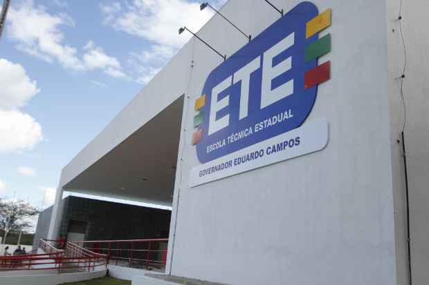 Cursos técnicos gratuitos: veja como estão distribuídas as quase 9 mil vagas da Secretaria de Educação