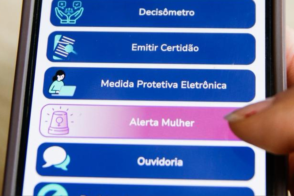 Mulheres em situação de violência poderão enviar alerta à rede de apoio com nova ferramenta do TJPE
