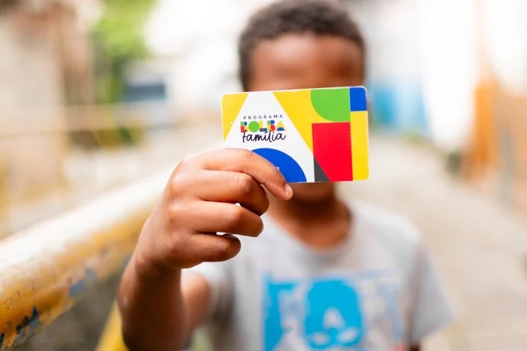 Reajuste do Bolsa Família custará R$ 22,7 bi em 2027