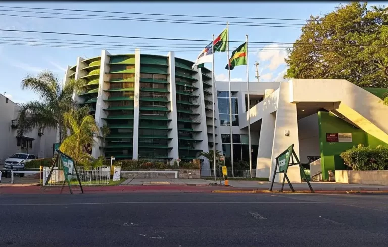 MPPE apura uso indevido de maquinário e “cor política” em prédios públicos de Arcoverde