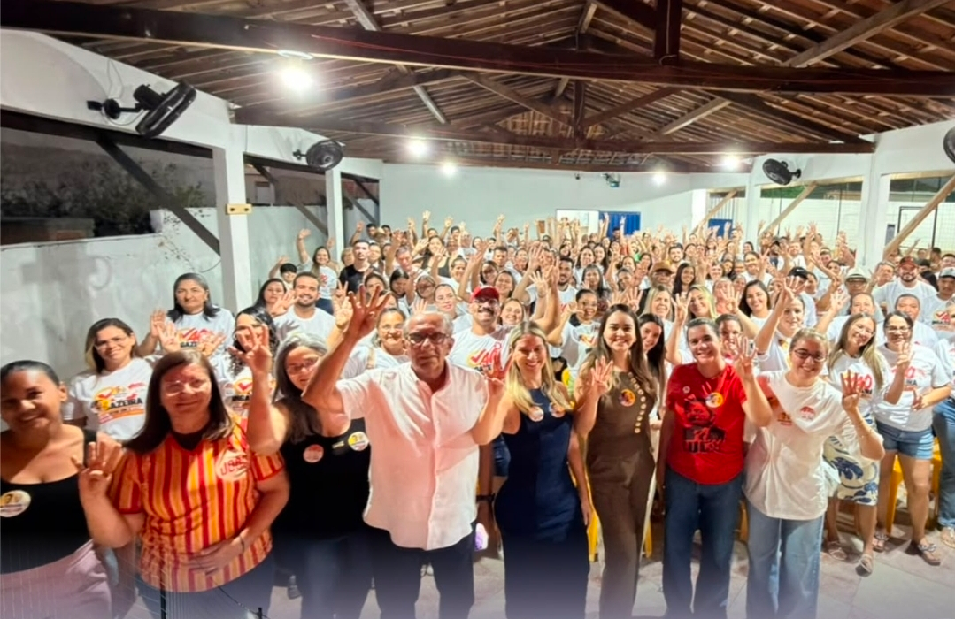 Luciano Torres reúne base política e população de Ingazeira em dois dias de bate-papo