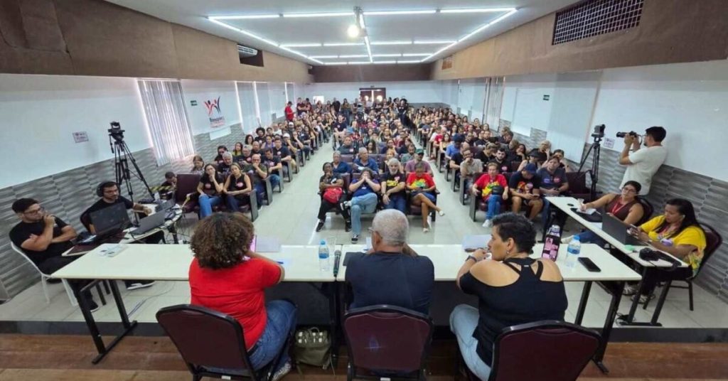Greve na Caixa: Assembleia rejeita proposta e decide pela continuidade da paralisação em Pernambuco