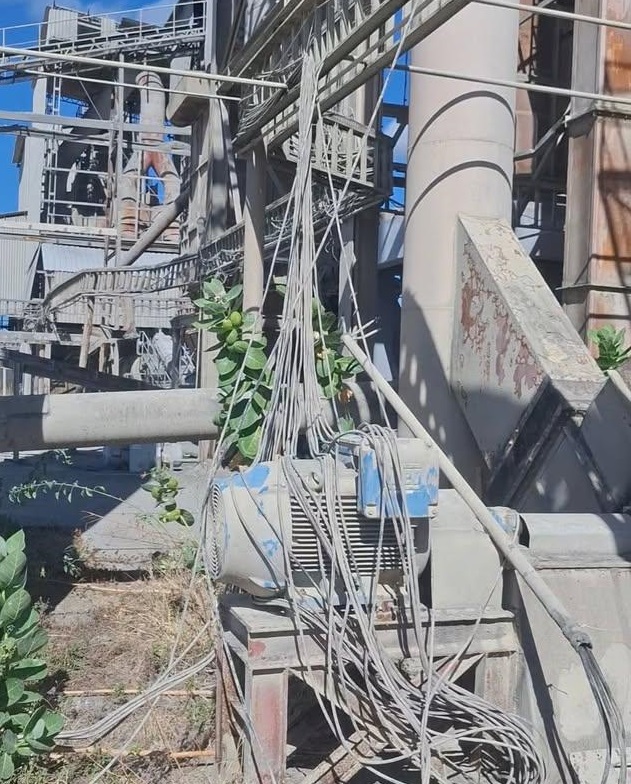 Quadrilha invade mineradora em Carnaíba, ameaça segurança e tenta furtar fios de cobre de alta voltagem