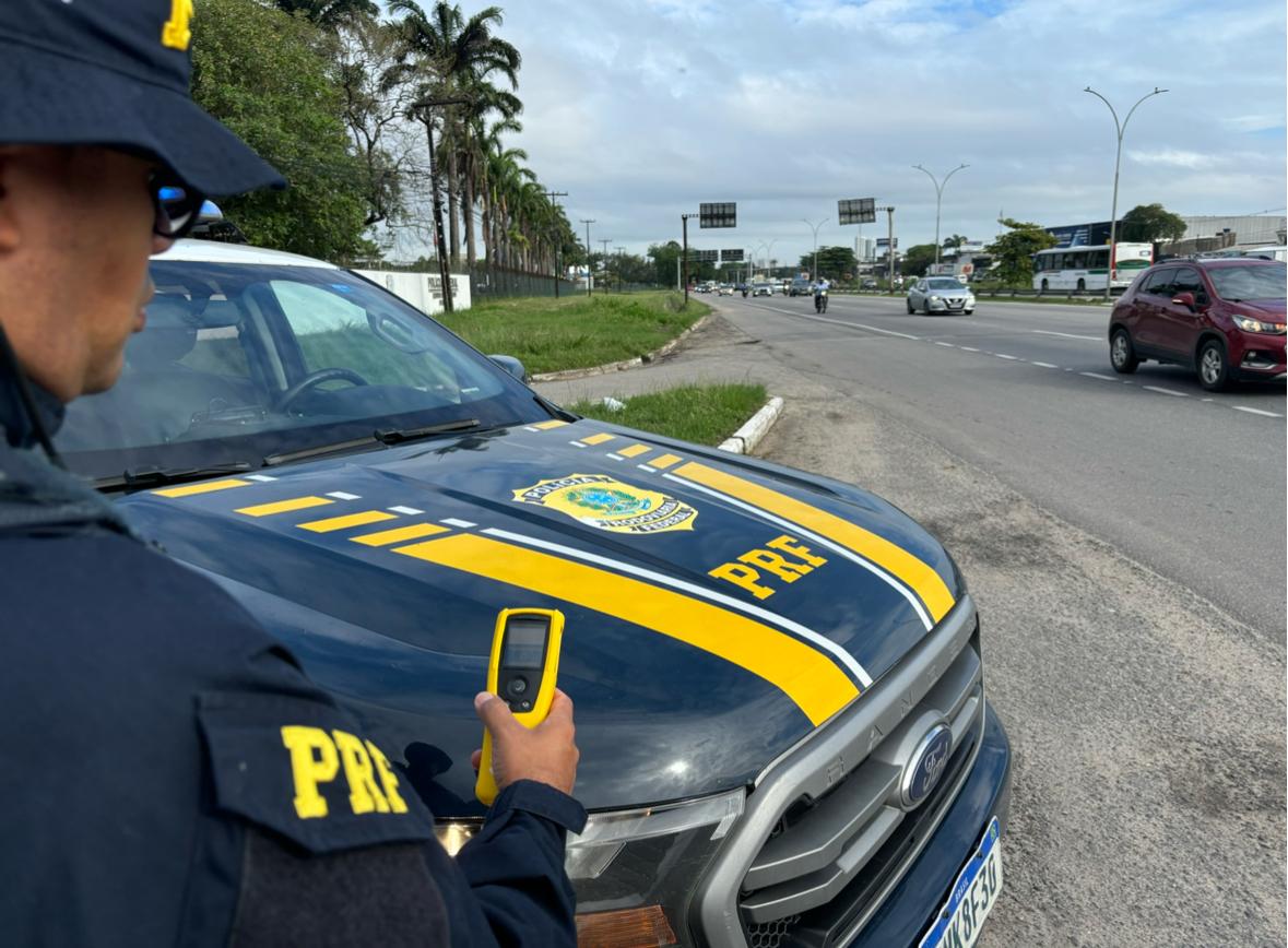Operação Independência: PRF reforça fiscalização contra embriaguez ao volante em Pernambuco